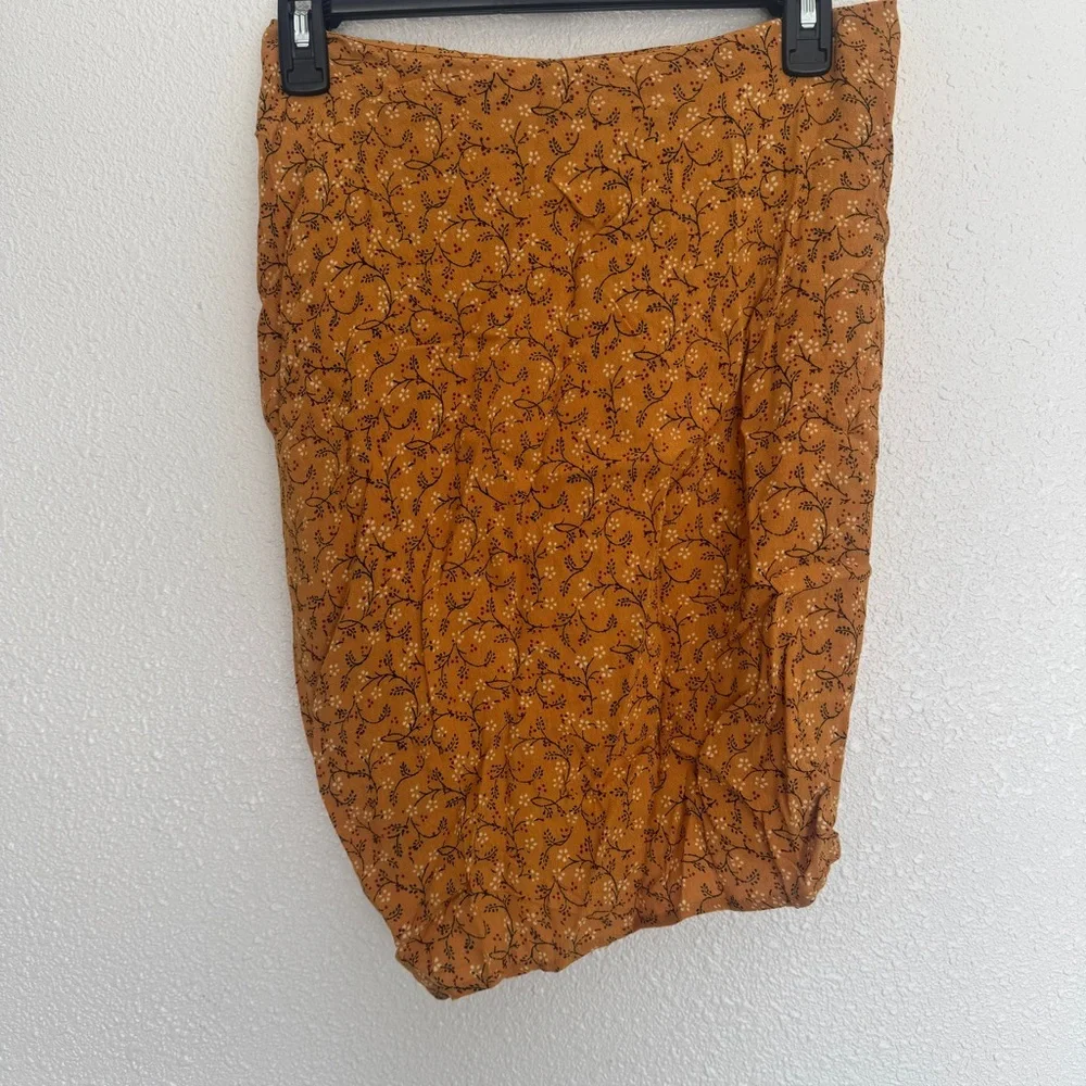 Veronica Beard Size 4 Spencer Mustard Yellow Ditsy Floral Ruched Mini Skirt - Picture 7 of 12